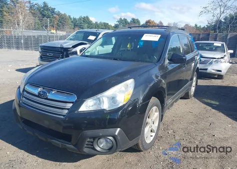 2013 Subaru Outback 2.5I Premium z USA, uszkodzony, nr VIN 4S4BRBCC1D3284352